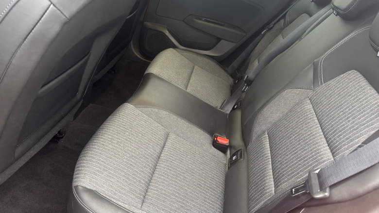 Renault Clio 1.6 E-TECH full hybrid 145 Techno 5dr Auto Hybrid Hatchback